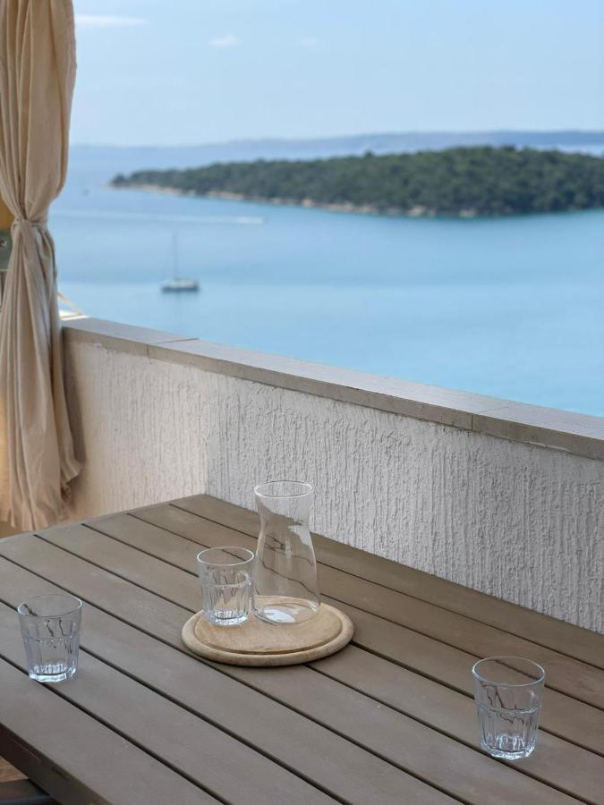 Apartmani Maris II Palit Exteriör bild